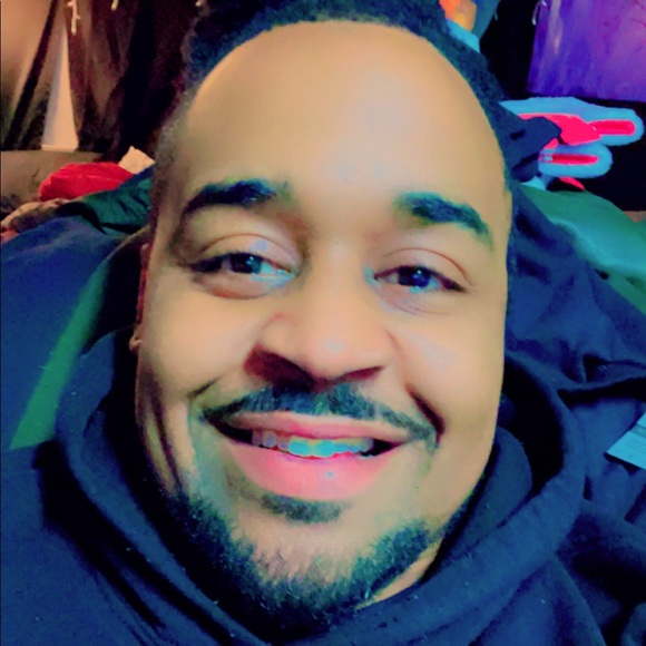 Meet your Posher, Haywood - Picture 1 of 1